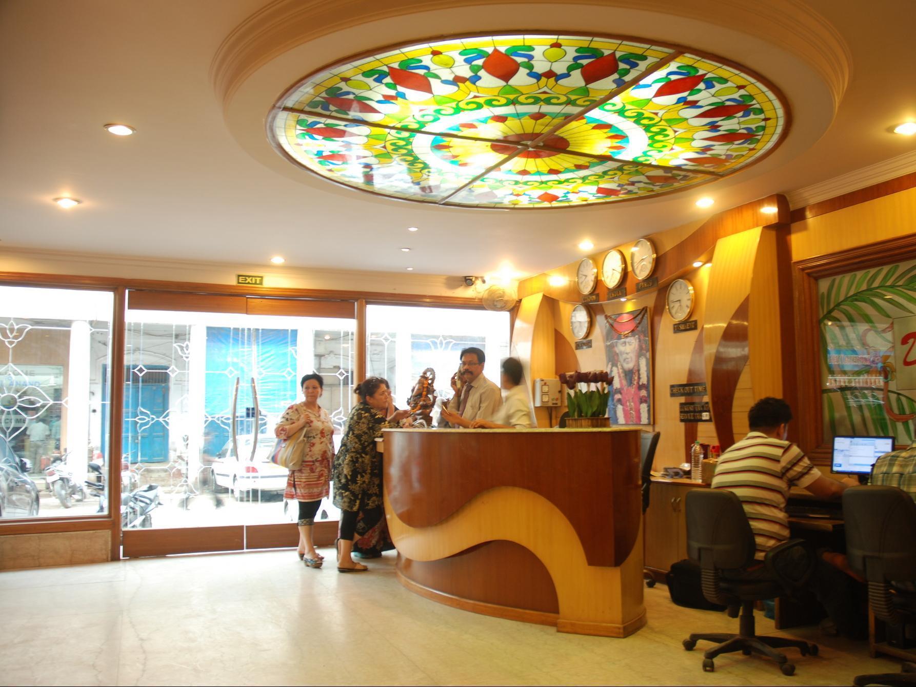 De International @ Station Hotel New Delhi