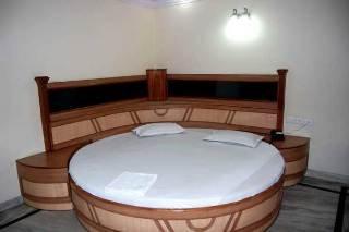 Hotel De International @ Station New Delhi